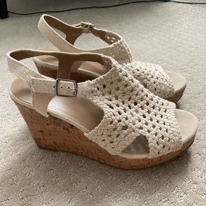 SO cream wedges size 9
